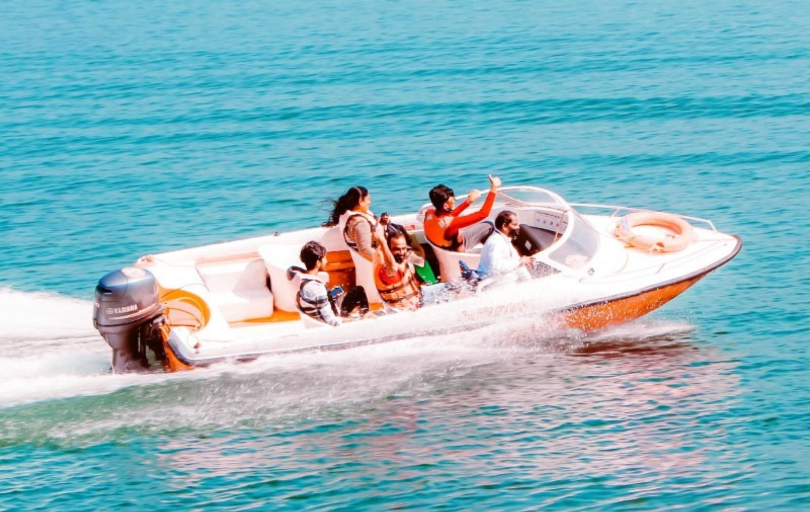 5 Water Sports Activities in Baga Beach